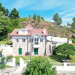 Casa Dos Platanos Near The Center Of Amarante, Golf Course And Water Park.