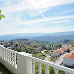 Casa Dos Platanos Near The Center Of Amarante, Golf Course And Water Park.