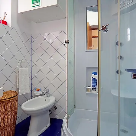 Casa Dos Platanos Near The Center Of Amarante, Golf Course And Water Park. Amarante
