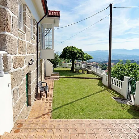 Casa Dos Platanos Near The Center Of Amarante, Golf Course And Water Park. Amarante